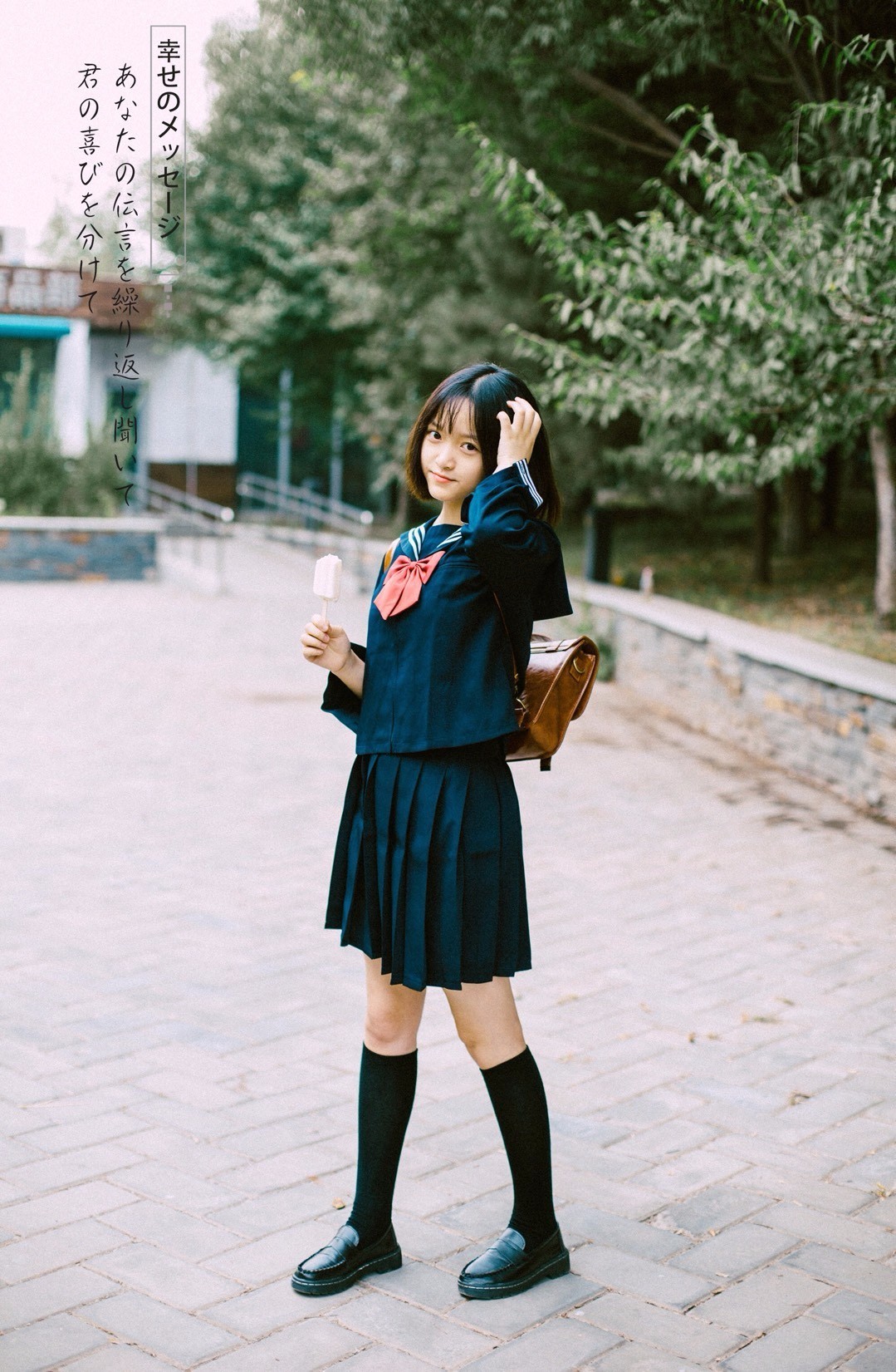 发量多简单又好看的头发造型教程,如何拍头发发丝好看