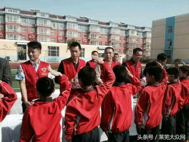 莱芜爱心救援志愿者在行动,应急救援志愿服务队