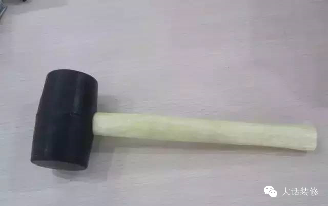 瓷砖打孔怎么打才不会开裂？师傅教我的方法百试百灵