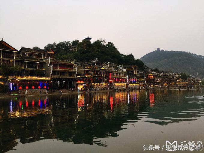 张家界五日游多少钱一个人 (自己张家界六日游详细攻略)