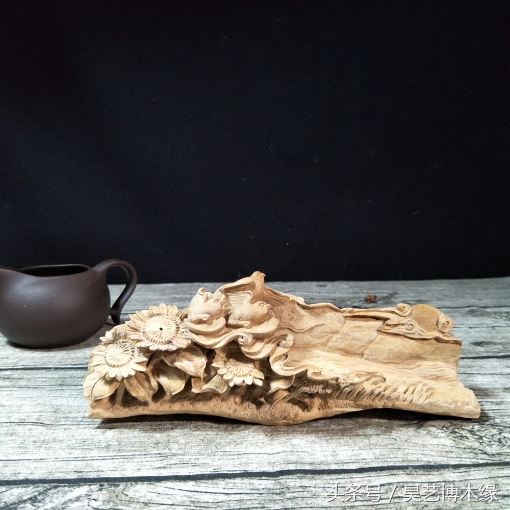 手把件是饰品吗,木制手玩把件