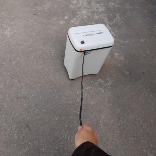 碎纸机纸没满为何一直显示满纸,碎纸机不进纸空转怎么解决