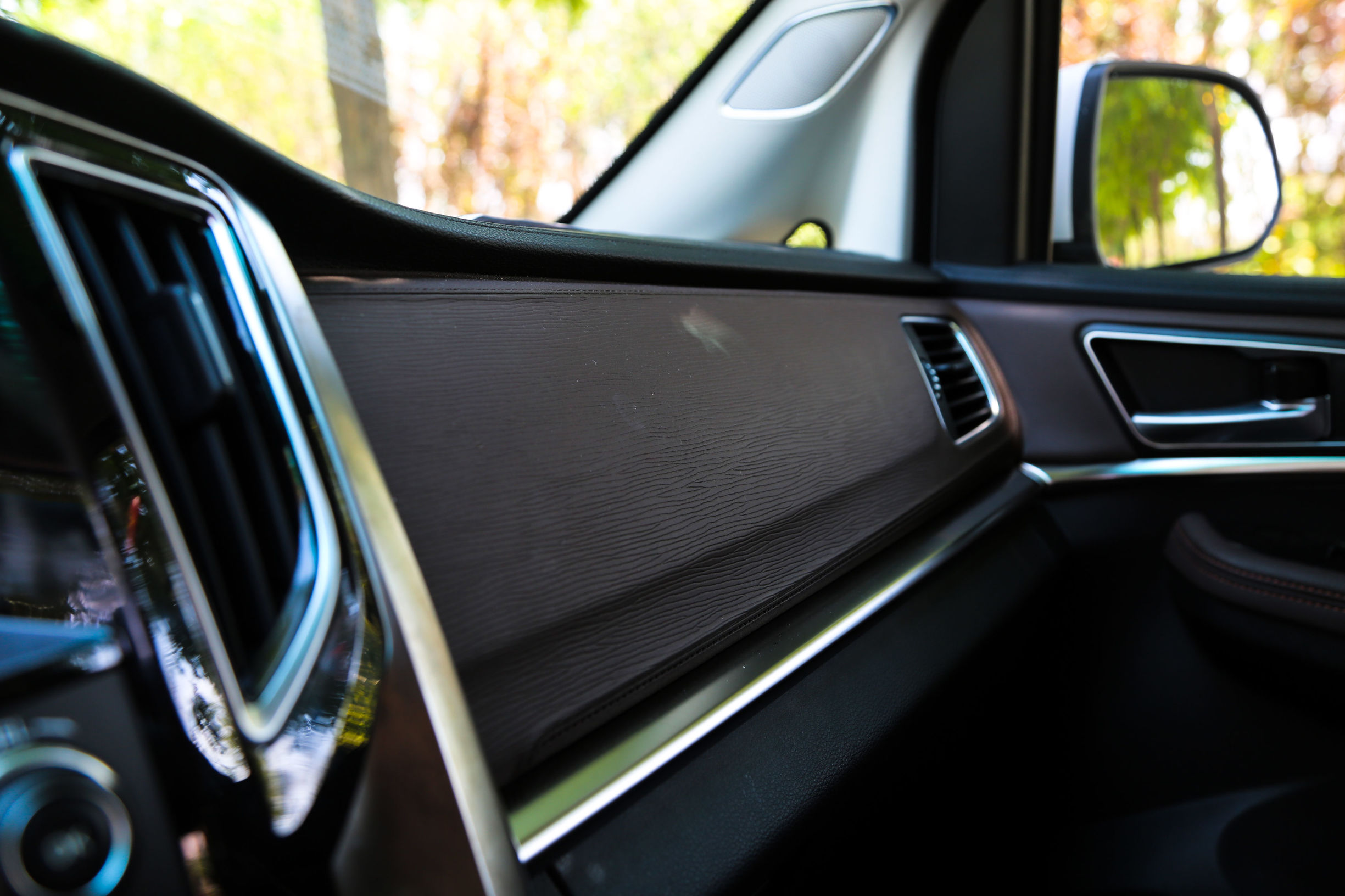 有哪种车后排可以放平睡觉,这款车的后排到底有多舒适