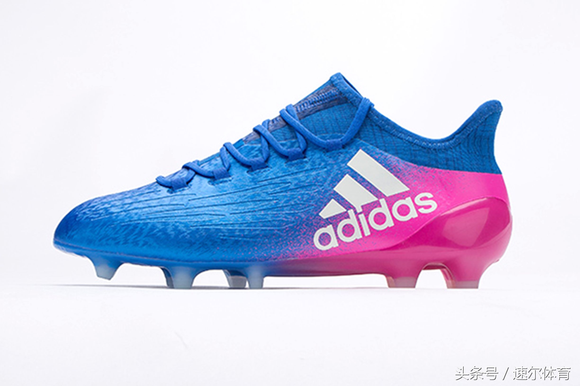 500块买啥足球鞋,150元以内的性价比极高足球鞋