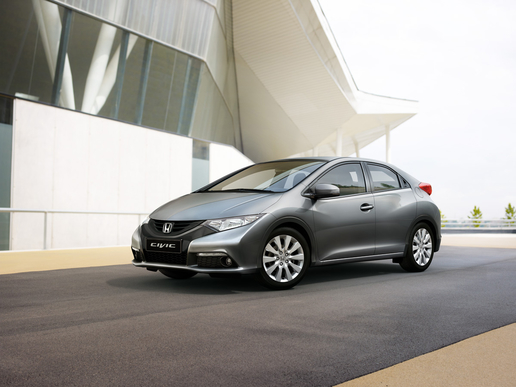 本田思域两厢的优缺点,2011款本田思域和09款思域一样吗