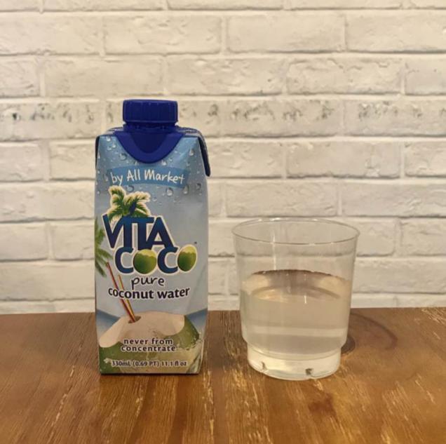 明星钟爱,总统痴狂,小编亲测几大椰子水品牌