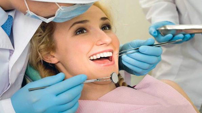 儿童牙齿缝隙越来越大是什么原因,中年女人牙齿缝隙越来越大怎么办