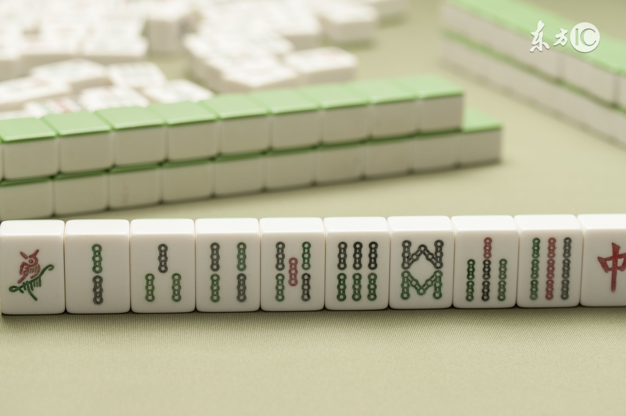 打麻将不能“慢”,试试这几种方法,轻松赢下牌局!