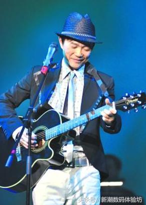 三星s8耳机akg兼容什么型号,三星s8有akg耳机吗