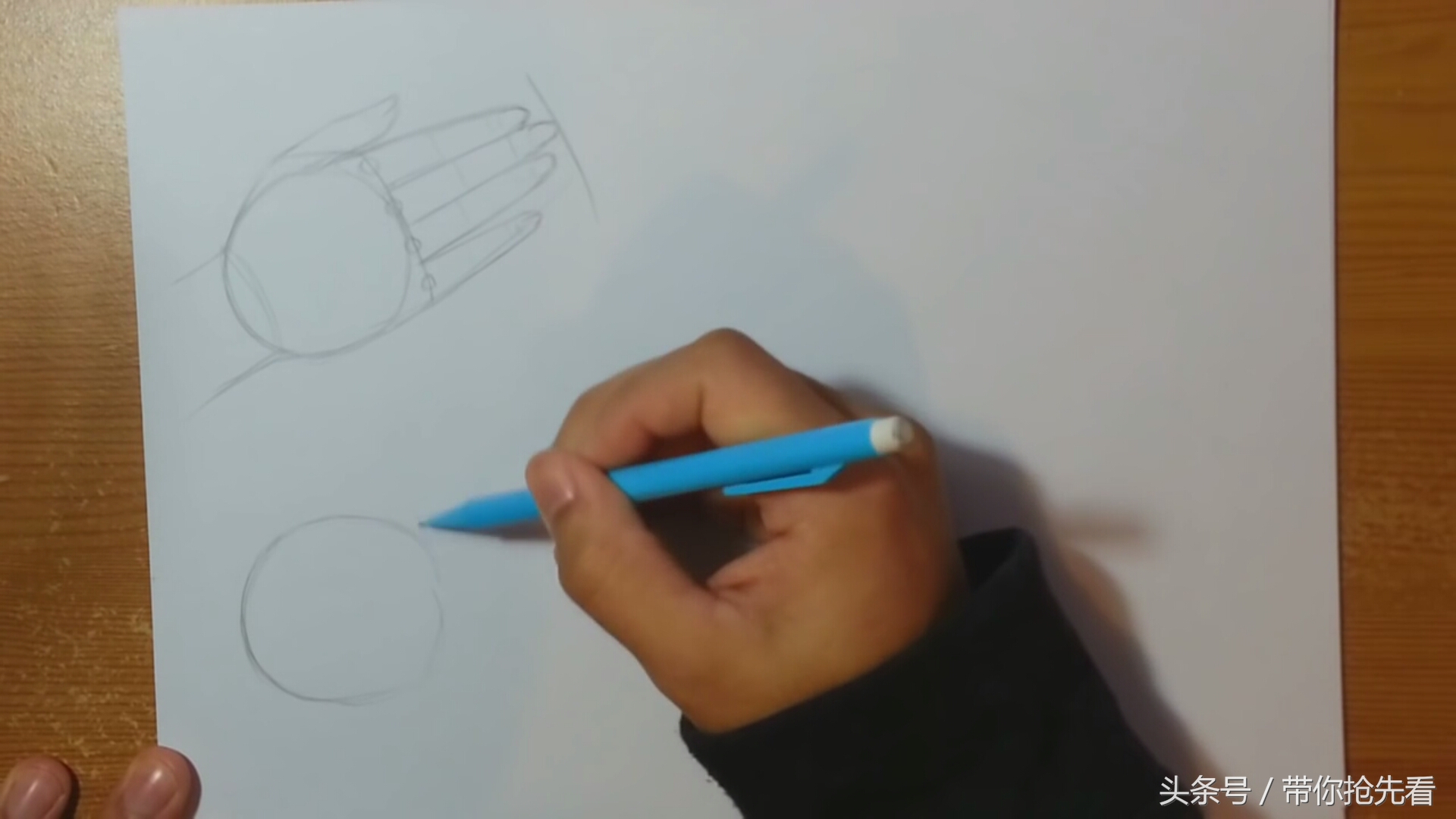 动漫人物手的画法教程图文,动漫人物绘画手势教程