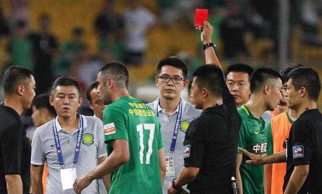 足协怎么就管不了？一言不合就闹事！中超球员为何如此暴躁？
