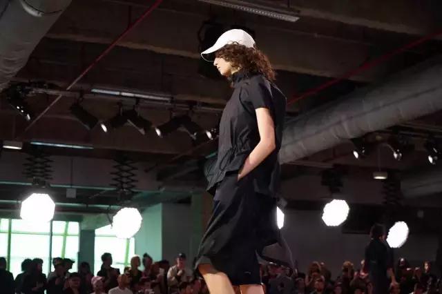 supreme联名jean,supreme联名wheaties