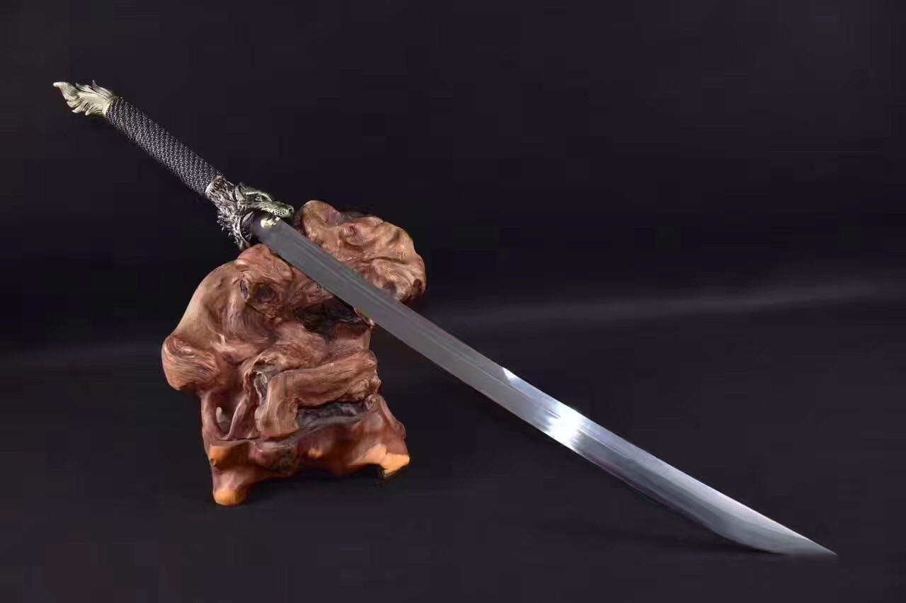 赏物:高锰钢虽贵,极简设计的高锰钢虎头金刀,又竟能精品到这种境界!一问价格更是愣住了