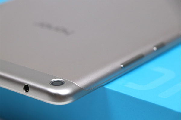 荣耀畅玩平板2好吗,荣耀畅玩平板2是全贴合吗