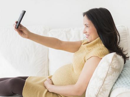 伊能静谈47岁产子秦昊,50岁的伊能静还能生孩子吗