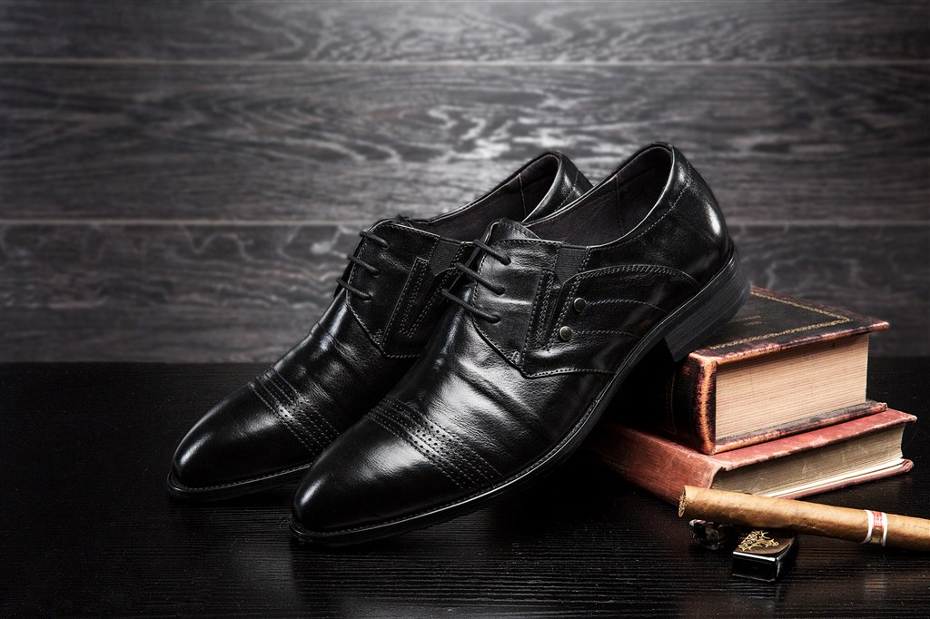 真皮皮包护理保养油,反绒皮鞋怎么保养护理