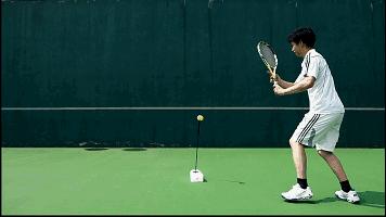 打网球初学需要的装备,网球需要哪些装备