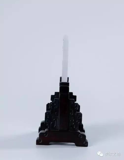 纽约春季拍卖会,纽约春季拍卖会中国精品古董专场