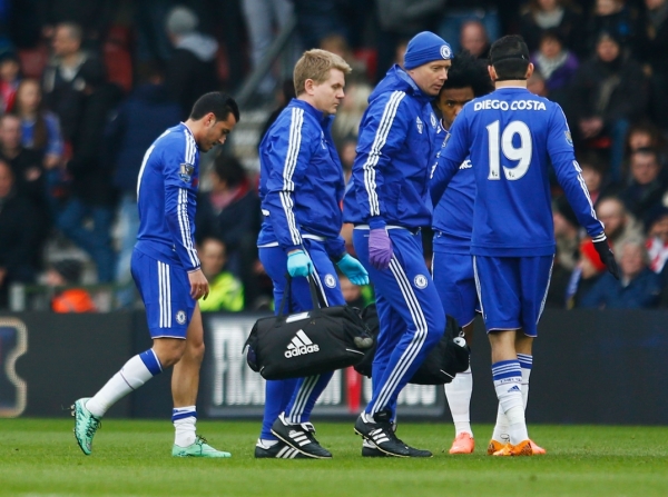 小法和皮尔洛长传球,gif首开纪录莫伊塞斯右脚抽射破门