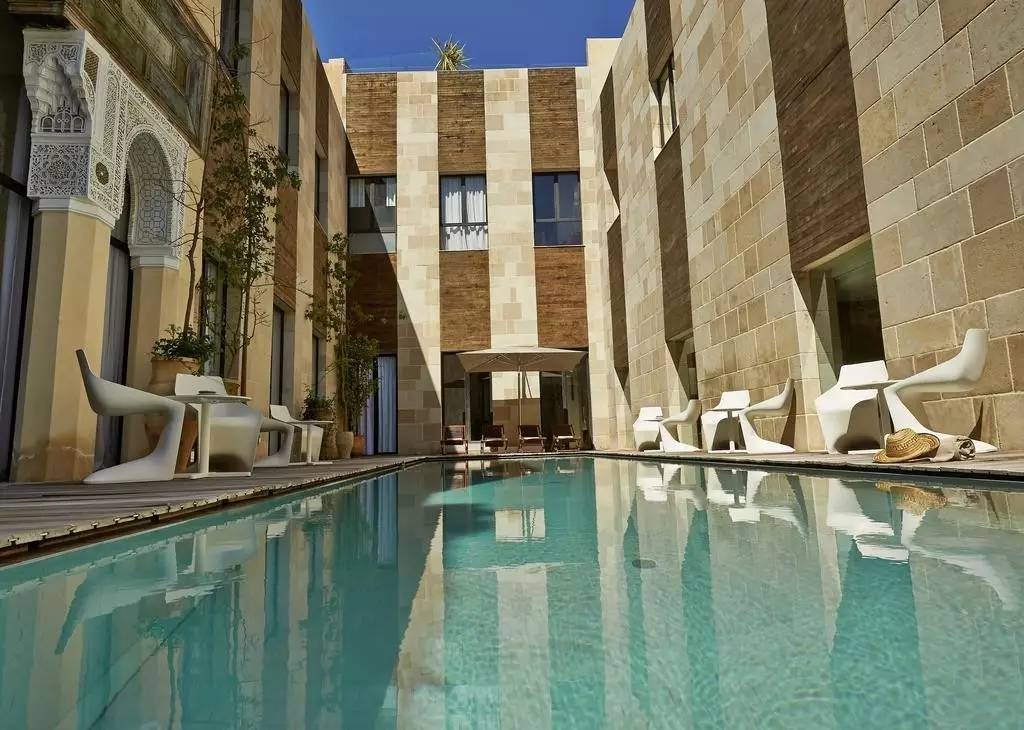 被《旅途的花样》勾魂，到摩洛哥灵魂之都菲斯，住这三家酒店就够了！