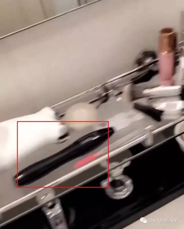 13岁起努力护肤，从紧致精华到美容仪，这个男孩把女明星都比了下去～