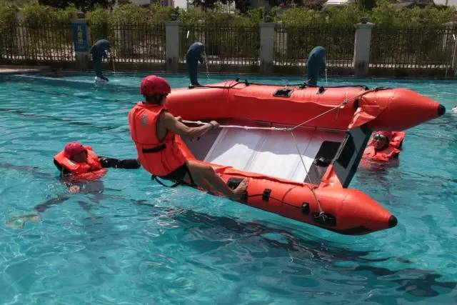 最稳的冲锋舟,很帅的冲锋舟