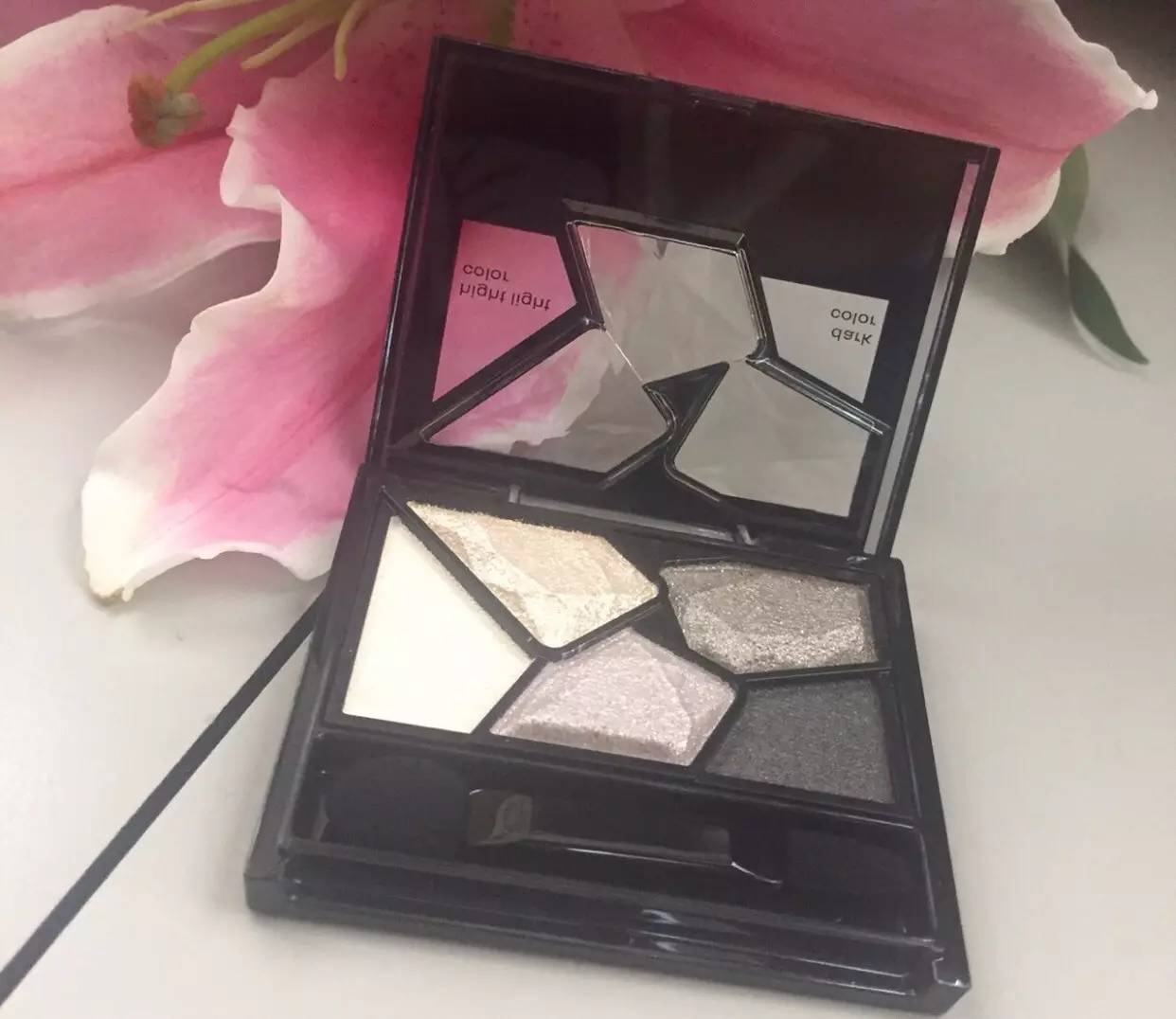 年度热门彩妆大赏这些都超好用,16款好看的彩妆有哪些