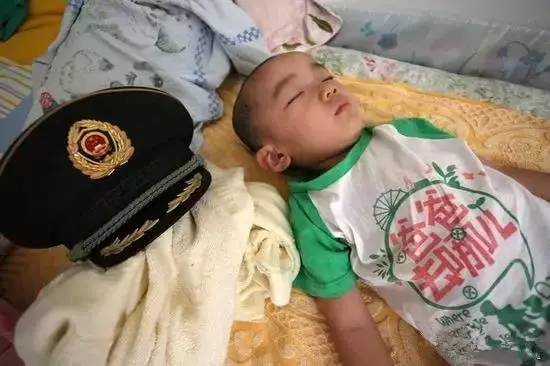 军旅歌曲老爸,军旅老爸歌曲