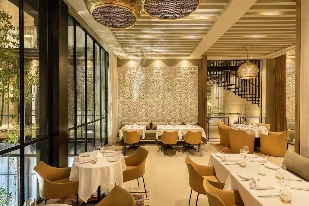 被《旅途的花样》勾魂，到摩洛哥灵魂之都菲斯，住这三家酒店就够了！