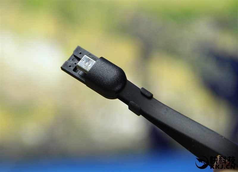 华为随行wifi3优缺点,华为移动路由器和随行wifi3哪个好