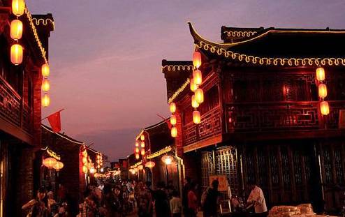 「镇生活」在江苏，南京人大大咧咧，苏州人挑剔讲究，而对镇江人的评价尽是……