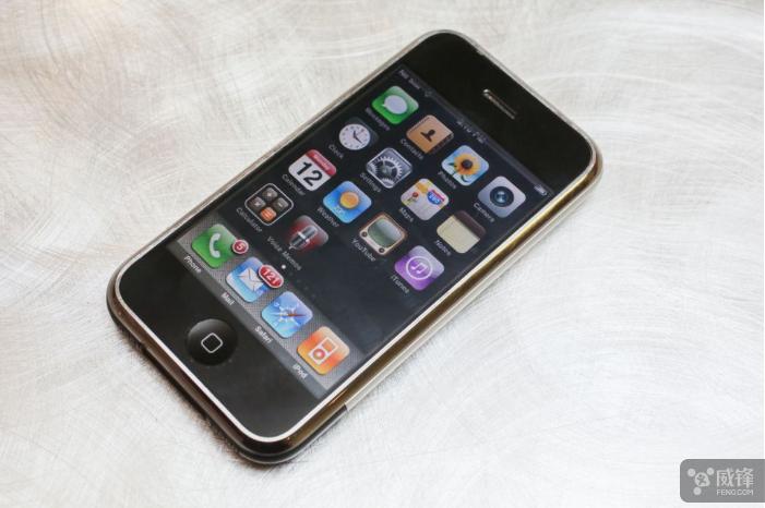 满满的时代感和回忆,第一代iphone的使用感受