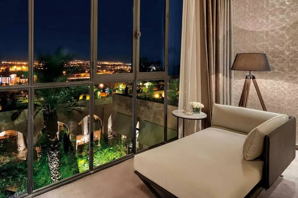 被《旅途的花样》勾魂，到摩洛哥灵魂之都菲斯，住这三家酒店就够了！