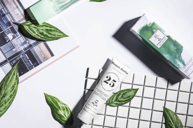 女人是水做的,女人是水做的这句话怎么理解