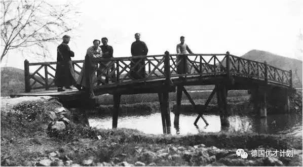 位于穷乡僻壤,入学难度却堪比清华北大,这所100年前的乡村中学,居然秒杀现在的所有大学!