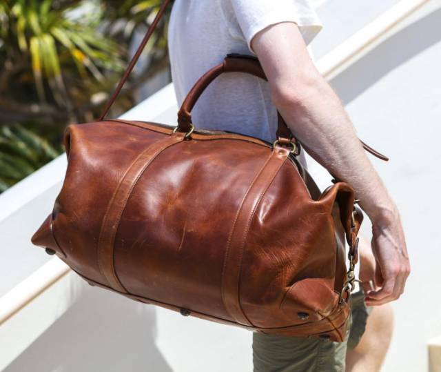 皮包包护理保养,保养纯皮包包的小妙招