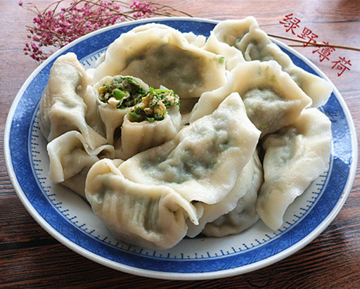 韭菜鸡蛋小茴香馅菜盒,茴香馅饺子好吃还是韭菜馅的好吃