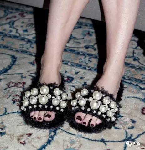 爆款明星同款外穿拖鞋,拖鞋推荐明星同款