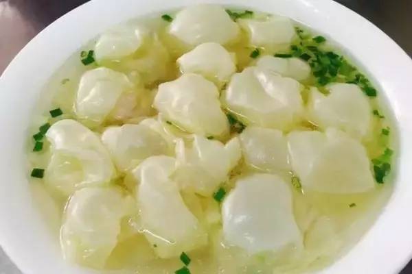 把所有美食都吃完,把所有的美食吃完