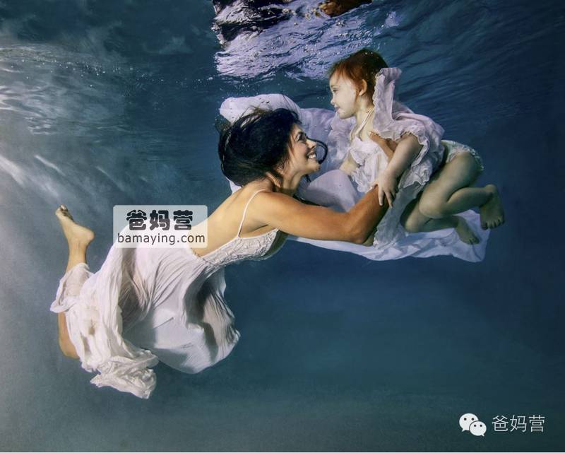 宝宝长得好可爱还会走路,婴儿早教躲猫猫