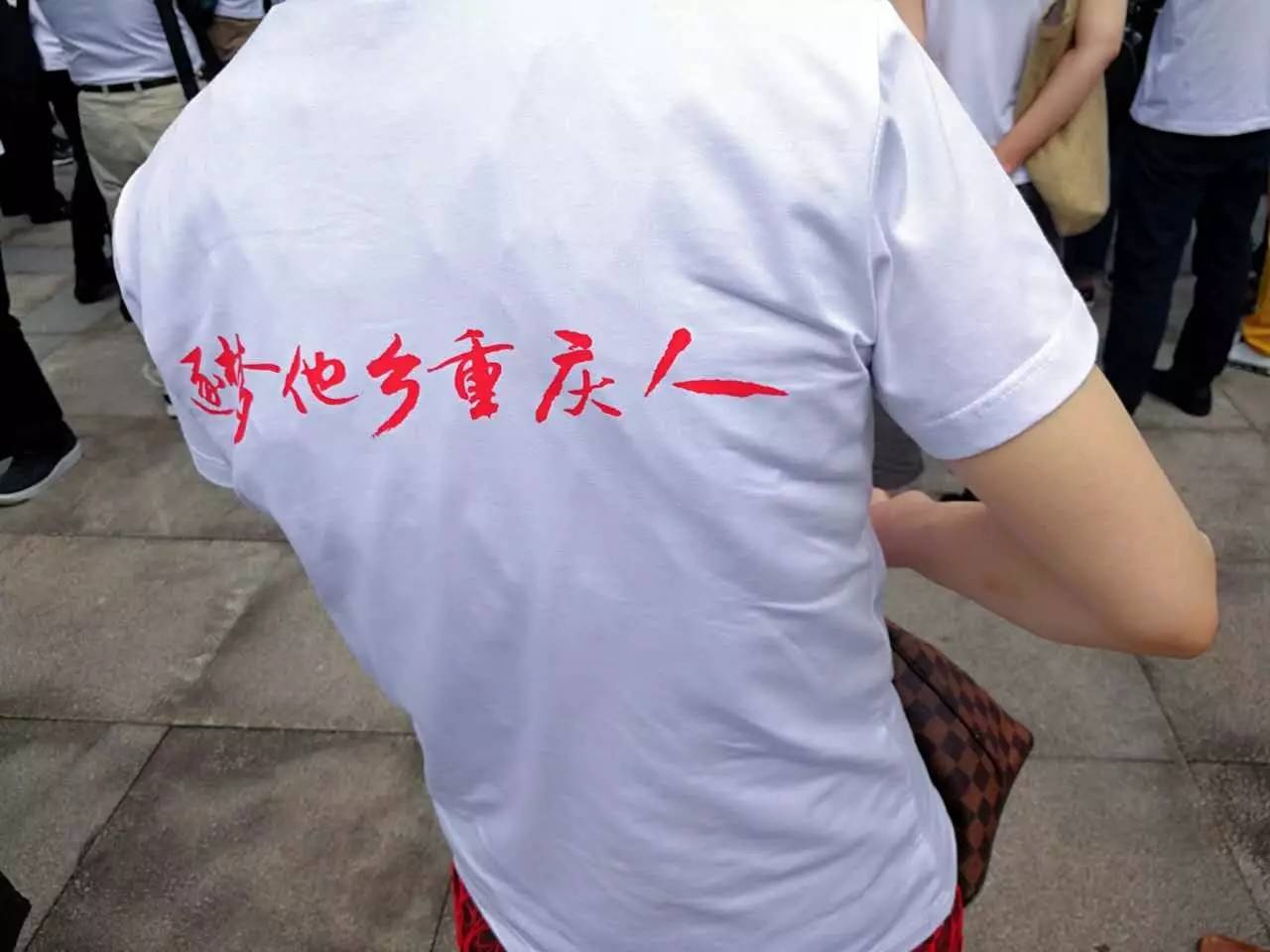 曾逐梦远方他乡,今逐梦丝路起点,物流园评论区已沦陷!