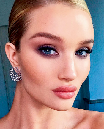 变脸就像翻书一样,变脸就像一种魔术