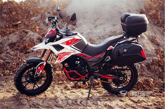 1-2万公认最好的旅游摩托车,国内值得买的新款摩托车