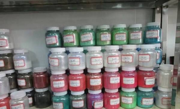 代购化妆品骗局曝光,代购化妆品假货曝光视频