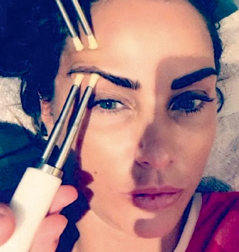 变脸就像翻书一样,变脸就像一种魔术