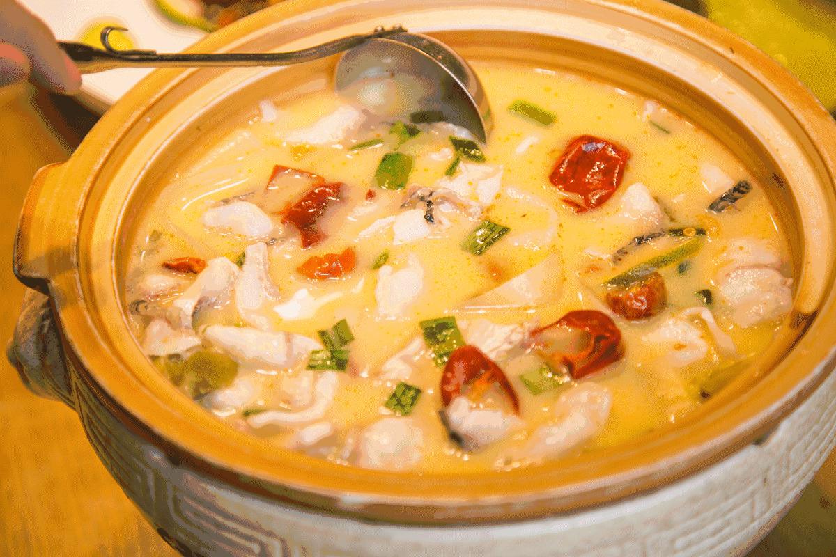 花一元品尝任意菜品，川食公馆为庆祝怡丰城店开业，也是给力了！