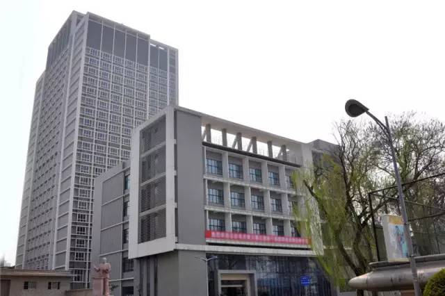 小编带你畅游军校｜第四站：第四军医大学（我们的诗和远方）