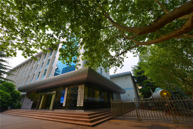 小编带你畅游军校｜第四站：第四军医大学（我们的诗和远方）