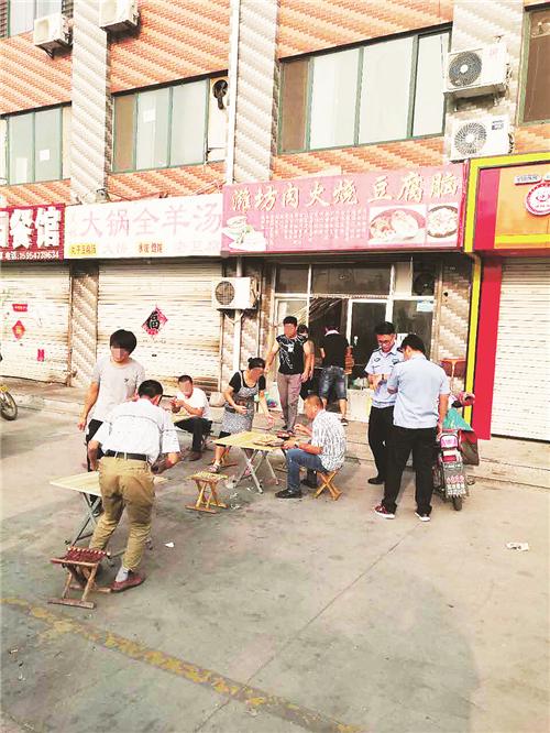 曝光不文明行为传递文明正能量,创文明城市劝阻市民不文明行为