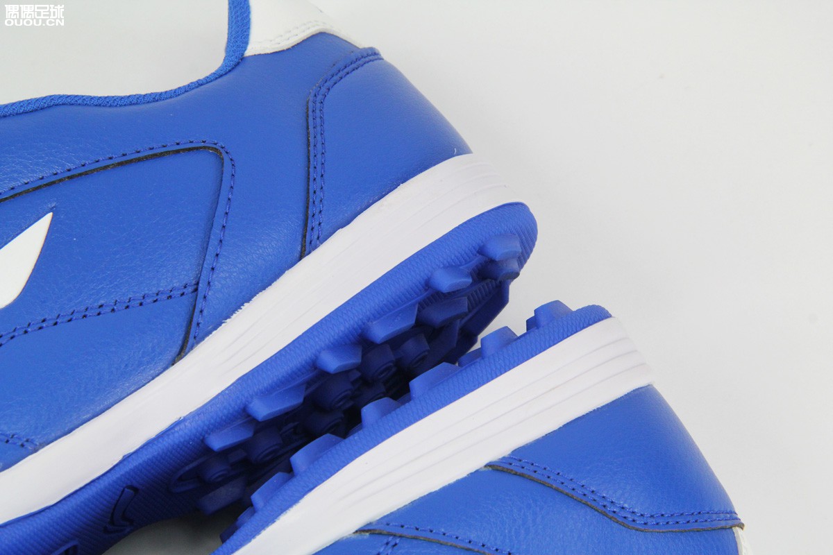 李宁锋锐足球鞋tf测评,李宁长歌2.0升级碎钉足球鞋测评